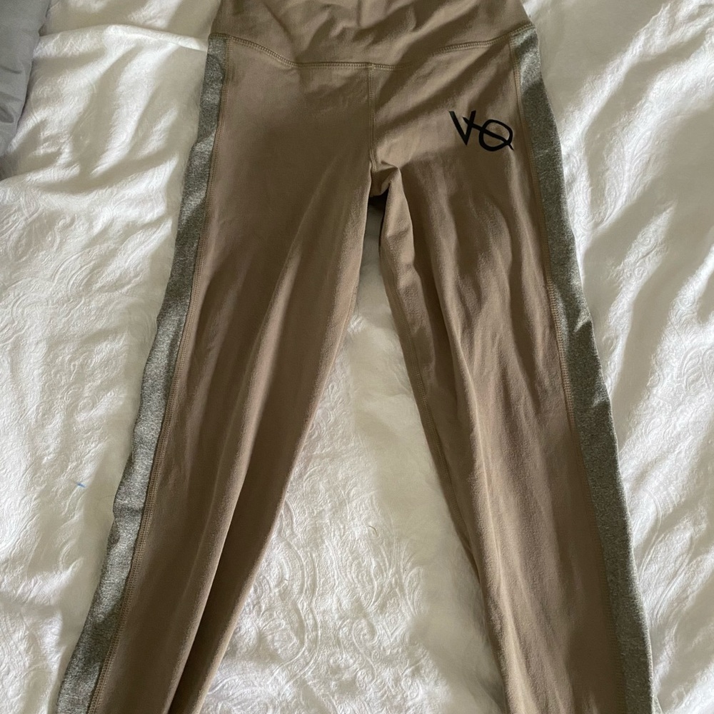 Vanquish Women’s leggings